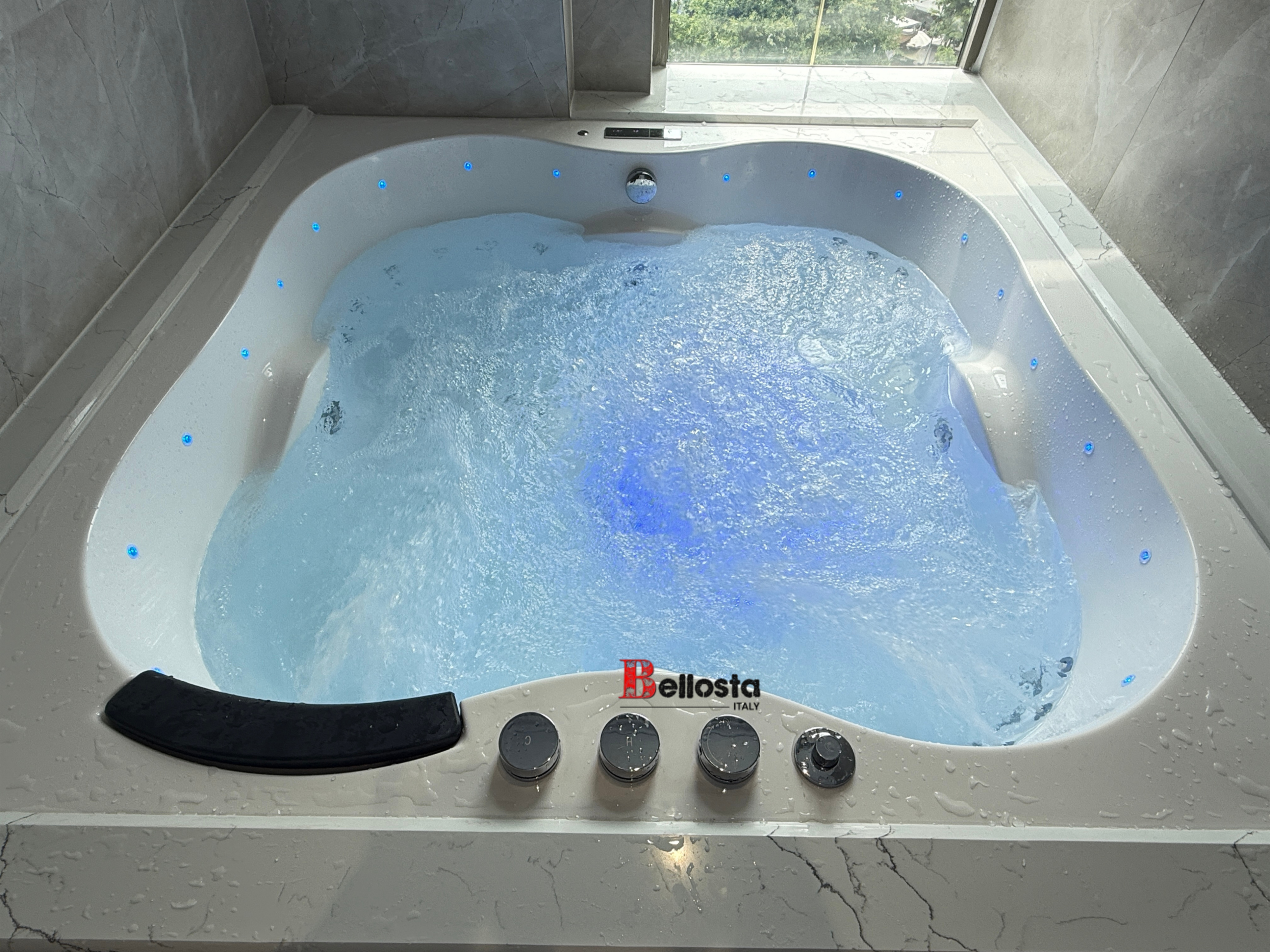 Bồn Sục Massage Infinity 365345