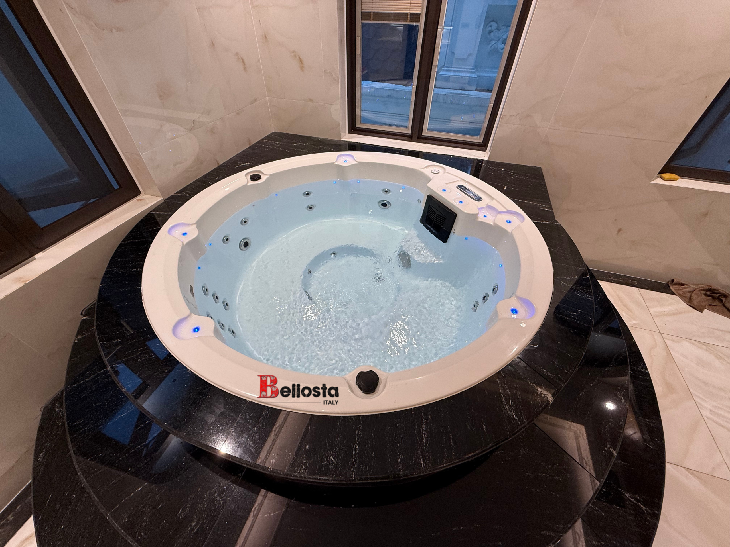 Bồn Tắm Mawi Spa 302168